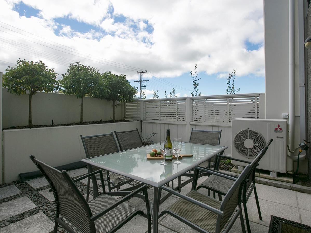 Marinaside Villa - Taupo Holiday Apartment Eksteriør billede