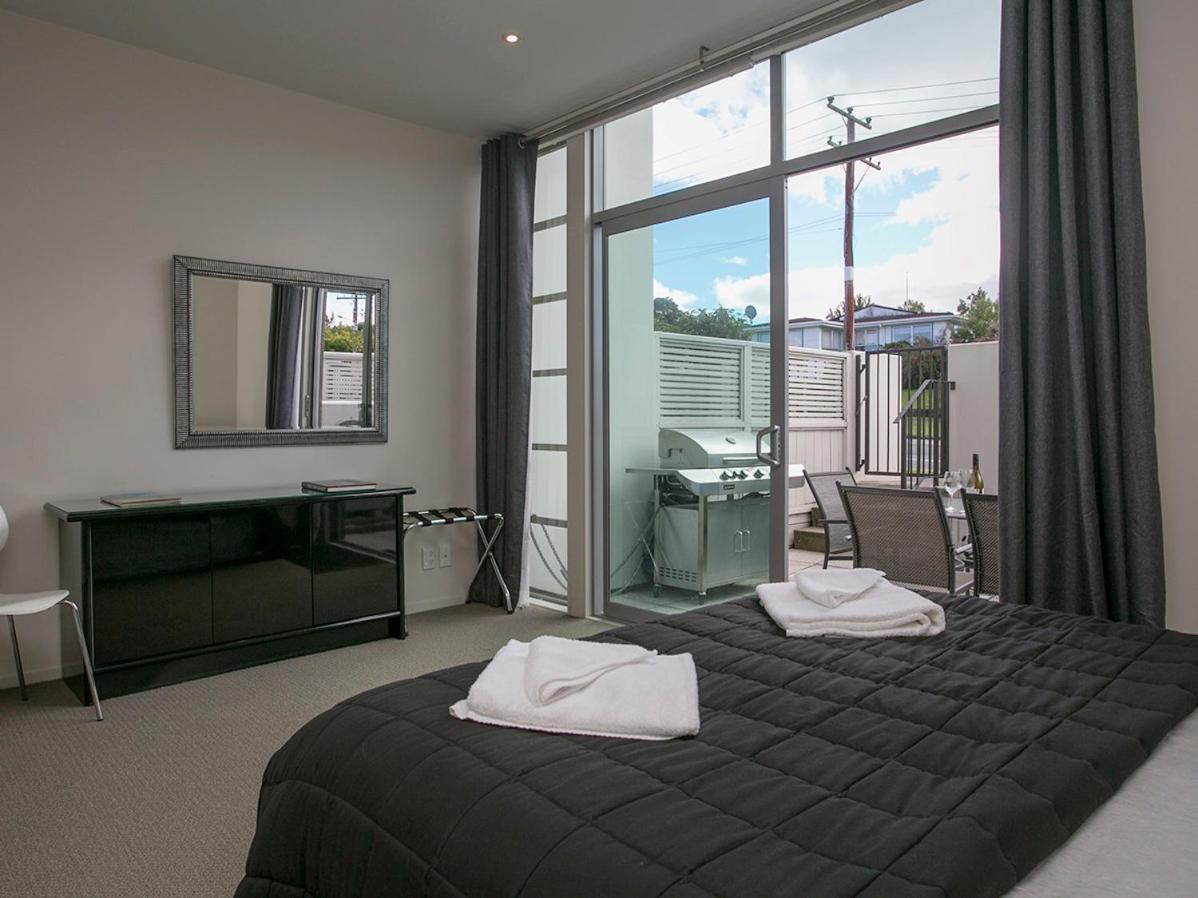 Marinaside Villa - Taupo Holiday Apartment Eksteriør billede